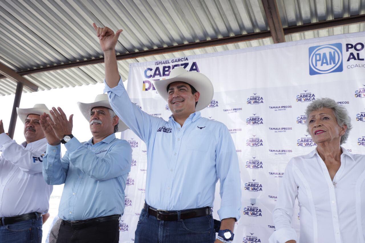 Vamos por más inversión y empleo en Llera, afirma García Cabeza de Vaca