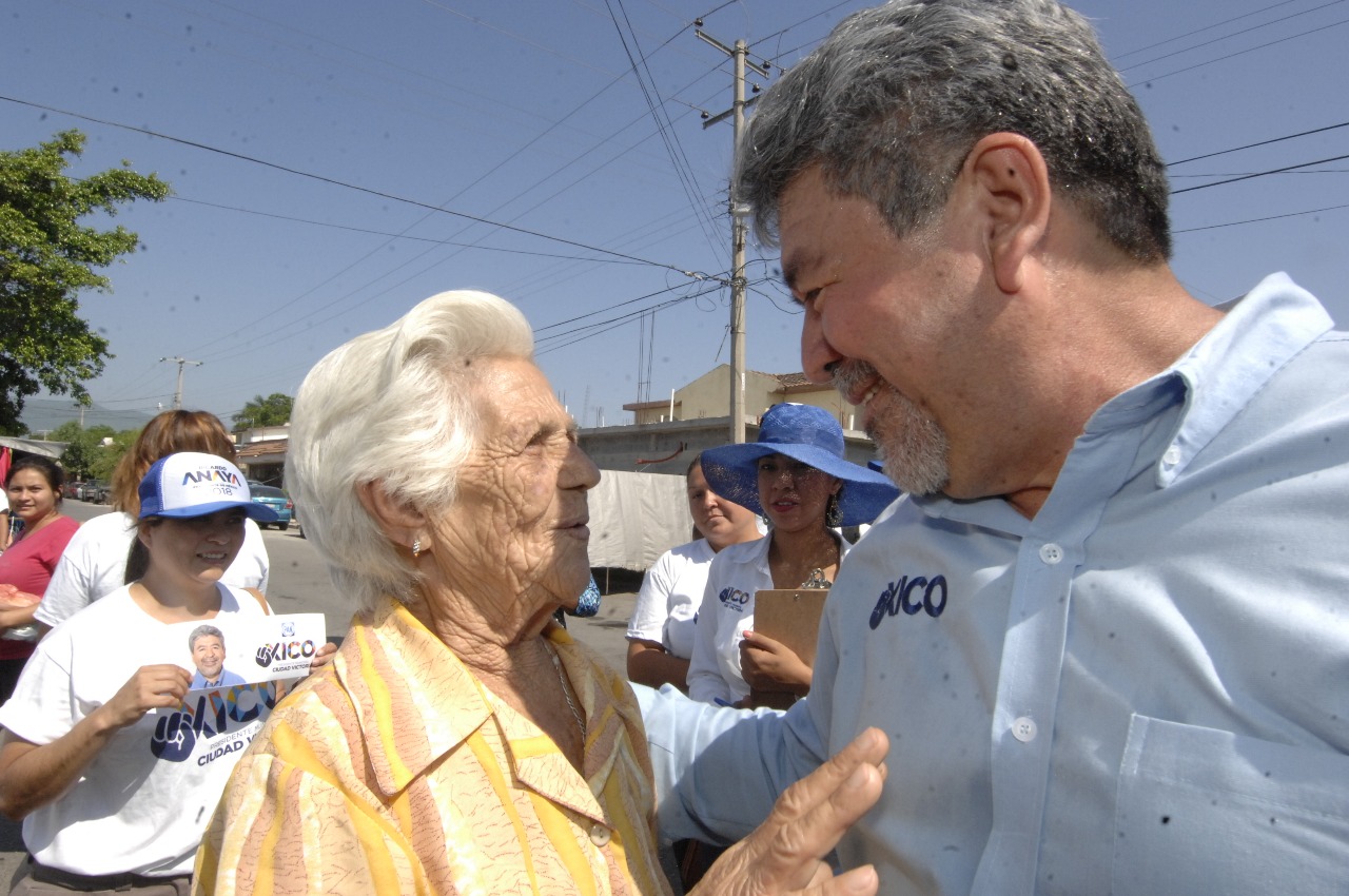 Reciben a Xico y Mario Ramos en la Revolución Verde