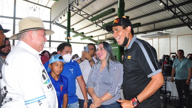 Se reúne Truko con deportistas victorenses