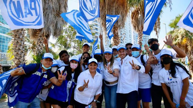 Acompaña Cecilia Patrón a Laura Fernández y a candidatos de la coalición Va por Quintana Roo